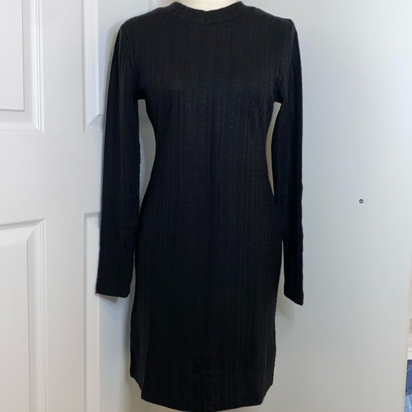 Band Of The Free Dresses & Skirts - Band of the Free black sweater dress size S